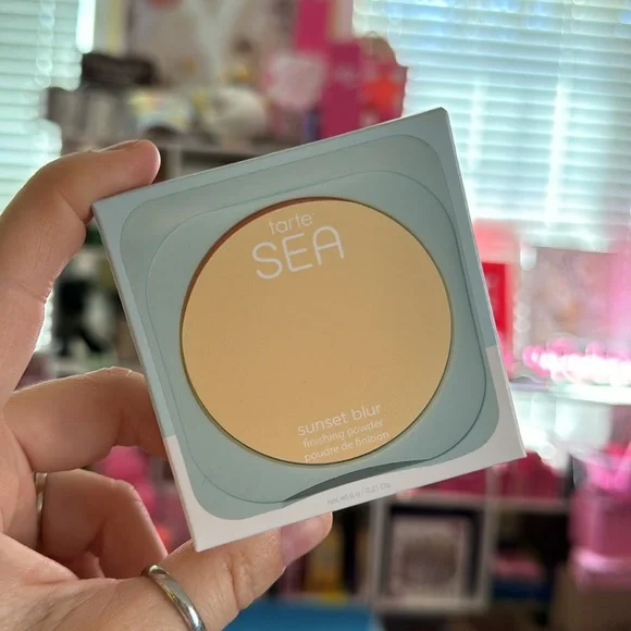 TARTE Sea Sunset Blur Finishing Powder Universal Translucent New in Box - Picture 2 of 2